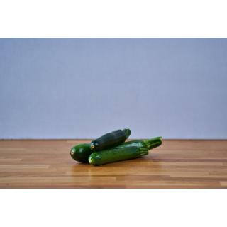 zucchini grün
